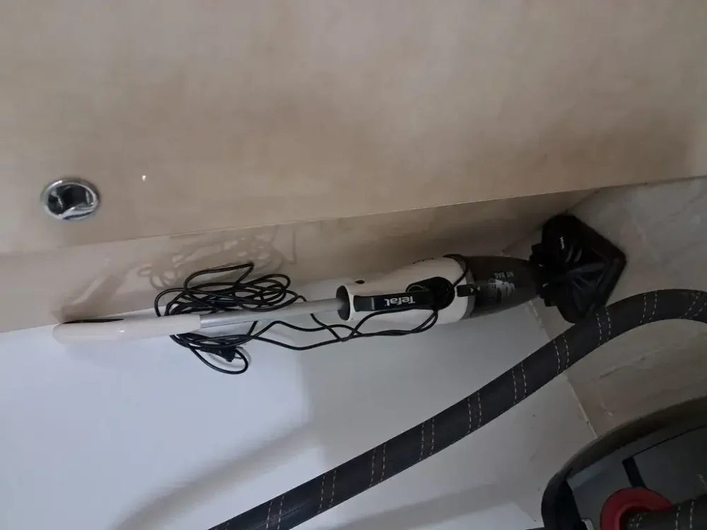 جاروبرقی عصایی و دستی تفال مدل UY5118