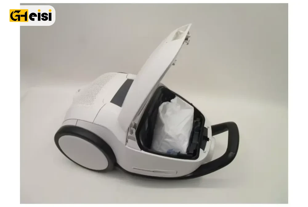 باز شدن درب محفظه پارکت یکبار مصرف جاروبرقی آ ا گ مدل AB81U1SW سری 8000