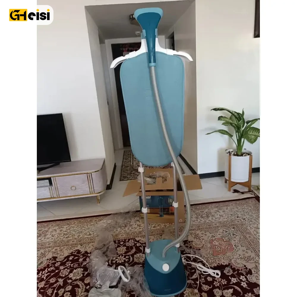 بخارگر ایستاده فیلیپس مدل STE1040 بر روی فرش